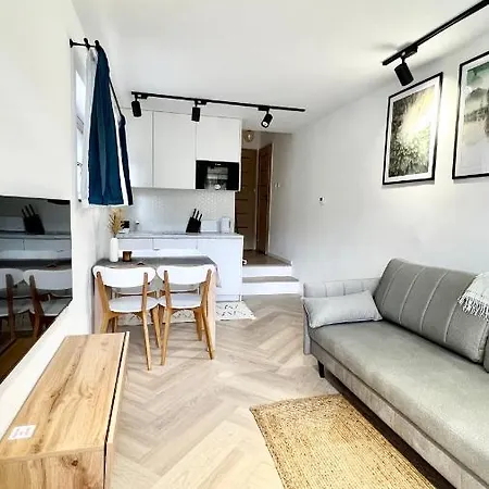 21 Apartment