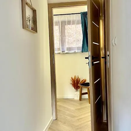 Apartment 21